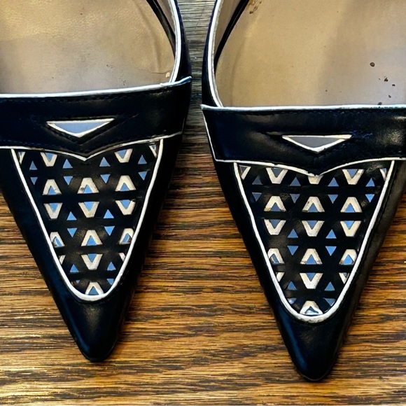 Ellen Tracy Esther Pointed Toe d’Orsay Heel Black Leather Vintage Pattern Sz 6.5 - Picture 3 of 14